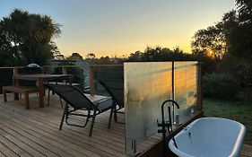 Enjoy A Renovated Retreat With Outdoor Bath